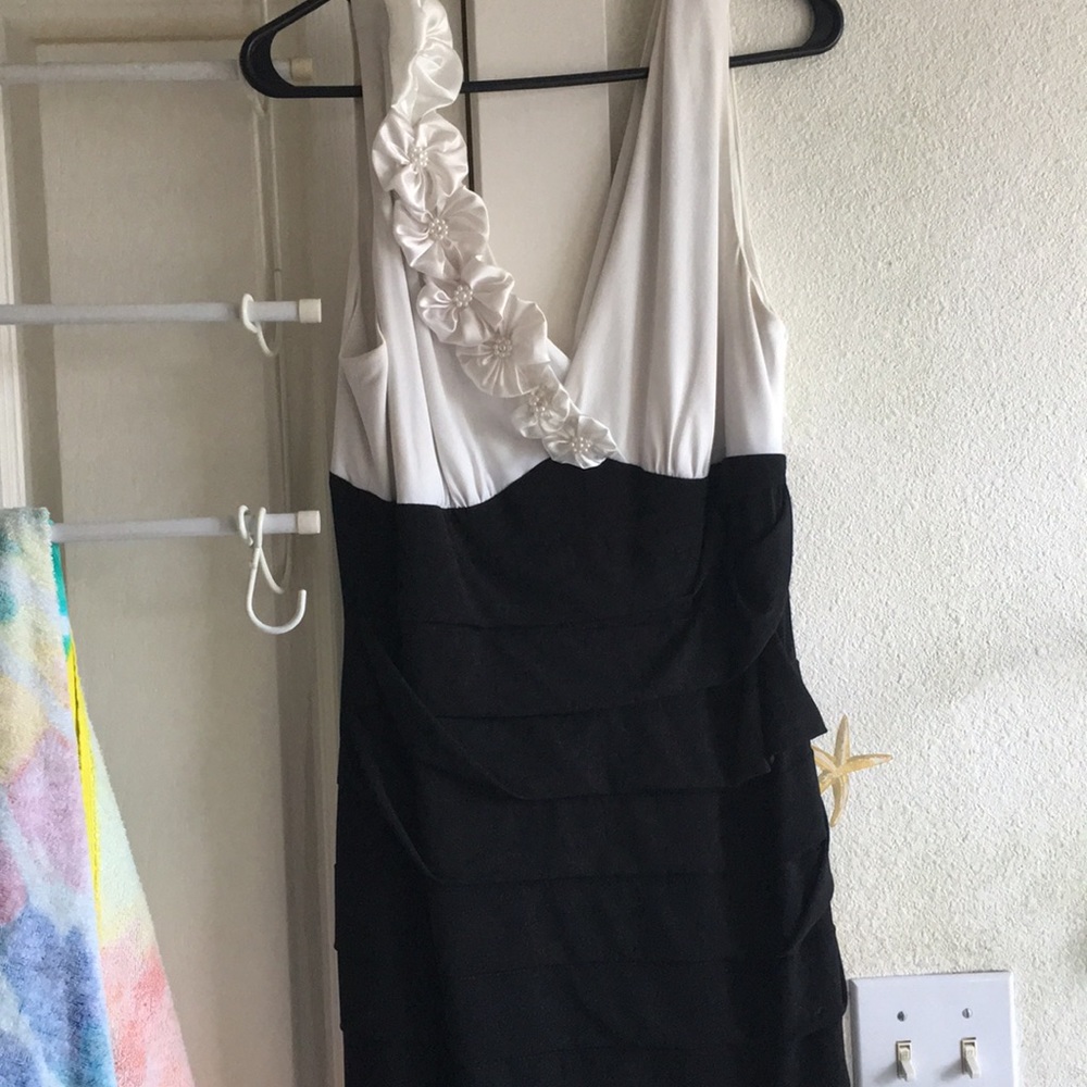 Short dress